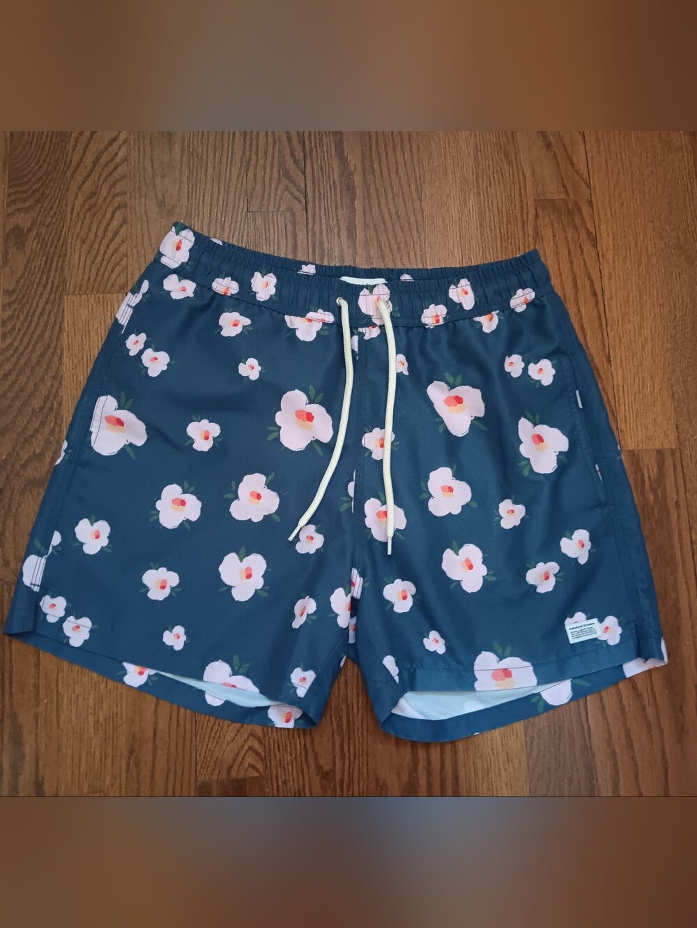 Edmmond Studios Mens Small Swim Trunks Floral Print Navy Blue Elastic Waistband